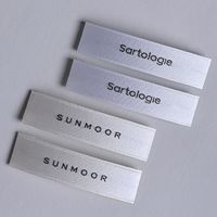 Etiquetas de Cuello Tejidas de Satén Brillante y Sedoso, Insignias Brillantes para Prendas, Etiquetas de Lujo para Ropa de Seda