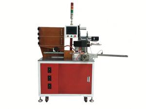 Máquina Etiquetadora de Baterías TWSL-350 32650 27100 18650, Máquina de Pegado de Papel Aislante para Baterías 33138, Máquina de Etiquetado y Acolchado de Celdas de Baterías - Product Image 4