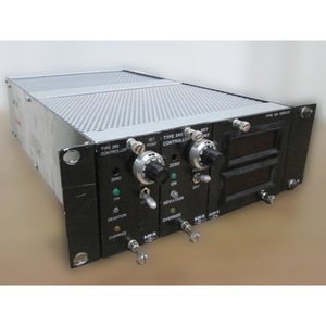 Contrôleur MKS Type 260MF-1, équipement d'automatisation industrielle - Product Image 2