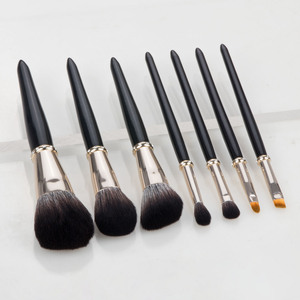 Nuevo diseño, 7 Uds., juego <span class=keywords><strong>de</strong></span> brochas <span class=keywords><strong>de</strong></span> maquillaje <span class=keywords><strong>de</strong></span> diamante <span class=keywords><strong>de</strong></span> cristal Glam, brochas <span class=keywords><strong>de</strong></span> maquillaje, <span class=keywords><strong>brocha</strong></span> <span class=keywords><strong>de</strong></span> difusión <span class=keywords><strong>de</strong></span> rubor, <span class=keywords><strong>brocha</strong></span> para sombra <span class=keywords><strong>de</strong></span> ojos, Kit <span class=keywords><strong>de</strong></span> herramientas cosméticas - Product Image 2