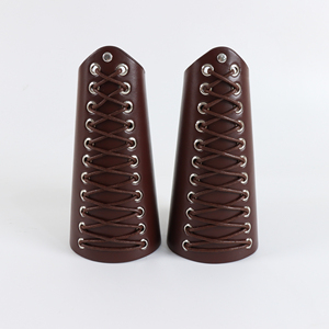 Bracciali Medievali in Finta Pelle con Lacci, Protezioni per Braccia da Cavaliere Vichingo, Regolabili, per Costume di Halloween, LARP e Cosplay - Product Image 6