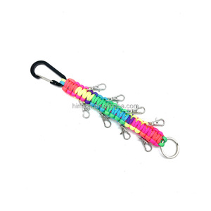 Nouveauté : Porte-nœuds de cheerleading faits main avec mousqueton et porte-clés en paracorde pour adolescentes, idéal pour le sport et le cheerleading - Product Image 5