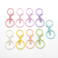 Vente directe usine : Fermoirs mousquetons, accessoires DIY faits main, breloques de sac en métal, porte-clés multicolores, anneaux porte-clés, poupées