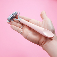 Rouleau de massage facial manuel avec poignée en plastique, roue dentée en forme d'engrenage, pour lifting du visage en V, raffermissement de la peau, anti-rides, durable, filaire