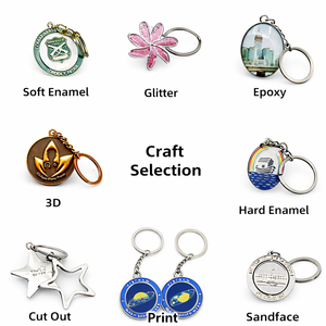 พวงกุญแจรูปใบโคลเวอร์สี่แฉกแบบขายส่ง แฟชั่นสีดำ สไตล์อนิเมะ สปริงสีชมพู สีเขียว สำหรับคลับ - Product Image 2