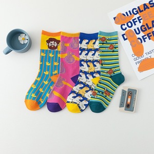 Calcetines de Jacquard con Dibujos Animados para Primavera y Otoño, Estilo Pareja, Personalizados, a la Moda, de Media Pantorrilla, Venta al Por Mayor - Product Image 1