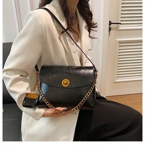 Bolso de hombro para axila Moq bajo directo de fábrica, nuevo bolso ligero de lujo para mujer, bolsos de cadena cruzados informales de cuero suave con monedero - Product Image 5
