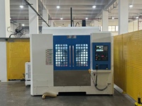 Machine de dégrossissage CNC 8 axes BT40 pour robinets de baignoire et ligne de production multifonctionnelle de traitement