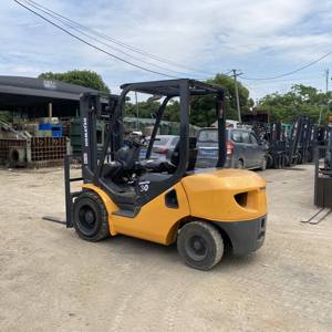 Venta superior Komatsu 16th Generation 3 M 3 Ton Wheel Forklift Motor diesel con cambio lateral Buen estado Carretilla elevadora usada para la venta - Product Image 3