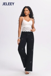 Nuovi Jeans Neri Comodi a Gamba Larga e Dritta con Fiocco Decorativo in Strass per Massimo Comfort e Stile Versatile - Product Image 3