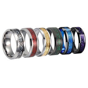 Anello in tungsteno con drago, fusione di drago cinese e nodo celtico, fede nuziale gotica tricolore oro 18 carati/nero - Product Image 1