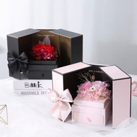 Coffret Cadeau Collier avec Rose Éternelle et Adorable Petit Ours, Fleurs Conservées, Idéal pour la Saint-Valentin, Cadeau pour Maman et Femmes