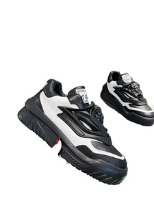 Zapatillas de moda 2026: Calzado casual transpirable de estilo retro con plataforma gruesa para hombre y mujer, diseño de nave espacial. - Product Image 1