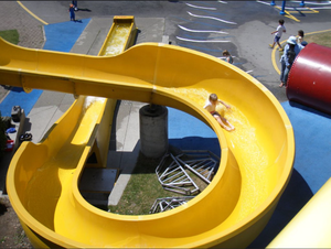 Phổ biến Aqua phun trượt thiết bị công viên nước hồ bơi Slide thương mại sợi thủy tinh hồ bơi trong nhà sân chơi trượt - Product Image 4