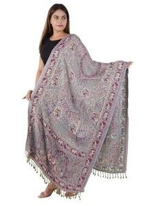 Elegante Estola Gris de Viscosa Tejida, Suave y Transpirable, Larga y Moderna para Mujer, con Tela Suave y Acabado Tejido con Estilo - Product Image 1