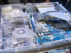 Vente directe d'usine HPE ProLiant <span class=keywords><strong>DL385</strong></span> <span class=keywords><strong>Gen10</strong></span> <span class=keywords><strong>Plus</strong></span> <span class=keywords><strong>V2</strong></span> 7642 32 Go de RAM Serveur PS <span class=keywords><strong>DL385</strong></span> <span class=keywords><strong>Gen10</strong></span> <span class=keywords><strong>Plus</strong></span> <span class=keywords><strong>V2</strong></span> - Product Image 2