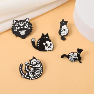 Spilla creativa su ordinazione all'ingrosso della serie della spilla del gatto nero della lega regali per i bambini vestiti decorativi per i ragazzi/ragazze - Product Image 1