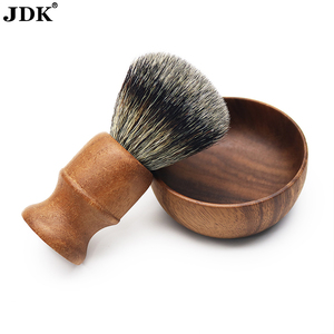 <span class=keywords><strong>Kit</strong></span> da <span class=keywords><strong>Barba</strong></span> JDK Nuovo <span class=keywords><strong>per</strong></span> Casa e Salone, Spazzola <span class=keywords><strong>per</strong></span> <span class=keywords><strong>Barba</strong></span> con Setole in Nylon, Ciotola in Legno di Noce - Product Image 1
