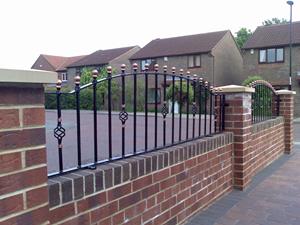Portails en fer forgé, portails battants de jardin, portes en fer - Product Image 2