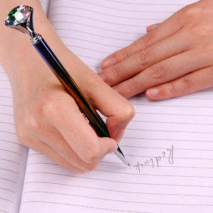 Bolígrafos Metálicos con Diamantes Grandes, Diferentes Colores, Ancho de Escritura de 1.0 mm - Product Image 5