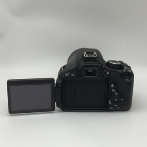 Appareil photo numérique d'occasion en gros <span class=keywords><strong>Canon</strong></span> EOS <span class=keywords><strong>600D</strong></span> avec objectif 18-135mm IS, kit reflex numérique 18MP, écran inclinable, vidéo, vlogging, certifié d'occasion - Product Image 3