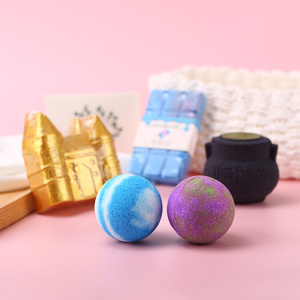 OEM vente en gros forme personnalisée bombes de bain apaisantes boîte-cadeau style découpé durée de conservation de 3 ans marque privée série vacances Vietnam - Product Image 3