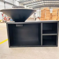 Grand barbecue extérieur moderne avec chariot en acier Corten pour plus de 5 personnes, idéal pour le camping