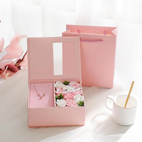 Festivals écologiques carton recyclé rigide boîtes d'emballage pour bouquet de cadeaux de mariage boîte de carton pour la Saint-Valentin boîte de papier pour fleurs