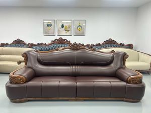 Juego de Sofás de Tres Plazas de Cuero Genuino de Lujo Estilo Europeo, Muebles de Sala de Estar Duraderos de Madera Maciza de Alta Calidad - Product Image 2
