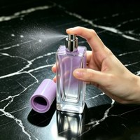 Flacon de parfum carré vide en verre de 30 ml avec atomiseur à fine brume argenté, flacon de parfum pour cosmétiques, emballage personnalisé avec logo OEM