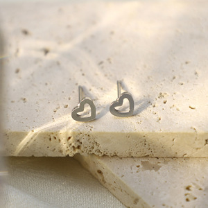 Mini Heart Stud Earrings Stainless Steel Hollow Geometric Fashion Earrings For Women Gift - Product Image 2