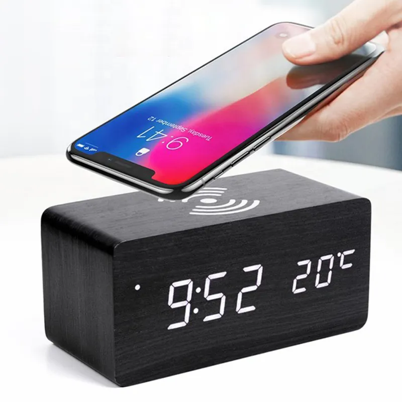 XDH430 Escritorio de cabecera Escritorio de carga inalámbrica Reloj despertador digital de madera con control de voz y reloj despertador de mesa de temperatura