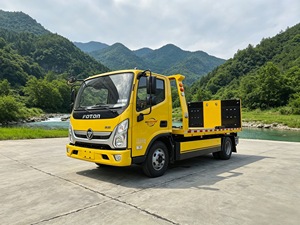Camion <span class=keywords><strong>de</strong></span> remorquage à plateau inclinable hydraulique Foton, double remorquage avec treuil hydraulique pour le sauvetage <span class=keywords><strong>de</strong></span> véhicules lourds en cas <span class=keywords><strong>d</strong></span>'accident routier - Product Image 3