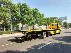 Camion de dépannage Foton 4X2 15t avec treuil puissant, camion de remorquage à plateau pour assistance aux véhicules lourds - Product Image 3