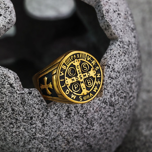 แหวนสแตนเลสผู้ชาย ดีไซน์รูปกากบาท สไตล์ฮิปฮอป สวมใส่ได้ทุกวัน ลายเรขาคณิต 04506 - Product Image 2