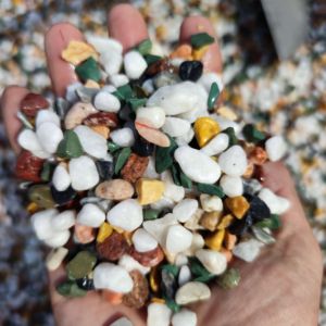 Puces mélangées naturelles multicolores pour plantes d'intérieur d'aquarium et décorations de vases - Product Image 1