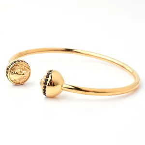 Dongguan Factory Accesorio de moda Joyería Nuevo Brazalete de cabeza de León de Oro Pulsera Brazalete de oro