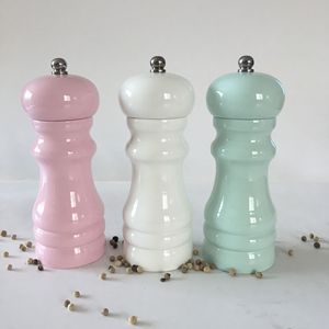 Molinillo de madera con mecanismo de molienda de cerámica de color personalizado, molinillo de pimienta y sal con colores personalizados - Product Image 1