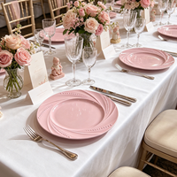Assiette de Présentation Rose Moderne de Luxe Résistante à la Chaleur avec Bord Perlé, en Plastique Non Toxique, Durable pour Mariages et Tables de Mariés