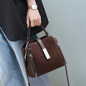 Bolso de Mano de Lujo Personalizado en Cuero de Ante con Asa Superior, Bandolera, Cierre de Cremallera, Impermeable, Bolso Tote de Piel de Vacuno para Mujer - Product Image 6