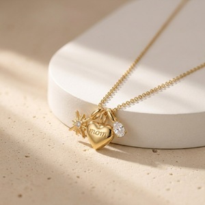 Collar con Colgante Triple Corazón MOM, Acero Inoxidable, Chapado en Oro de 18K, Cadena para Clavícula, Joyerí<span class=keywords><strong>a</strong></span> de Regalo - Product Image 1