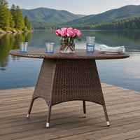 Table de salle à manger ovale en rotin PE résistant aux intempéries pour bord de piscine, avec plateau en verre, table de patio en osier pour repas de loisirs en extérieur