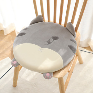 Cojín de Sofá de Peluche con Forma de Glúteos de Animal Gigante - Soporte de Espuma Viscoelástica para Sala de Estar y Cuarto de Juegos para Niños - Product Image 2