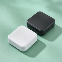 Boîte à pilules carrée mini noire et blanche en métal à charnière, étui portable pour médicaments, capsules et comprimés, avec impression de logo personnalisée