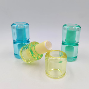 Envase de Bálsamo Labial en Forma de Cápsula de Color Personalizado, Tubo Transparente de Plástico Vacío para Bálsamo Labial, Envase de Lápiz Labial de Marca Privada - Product Image 4