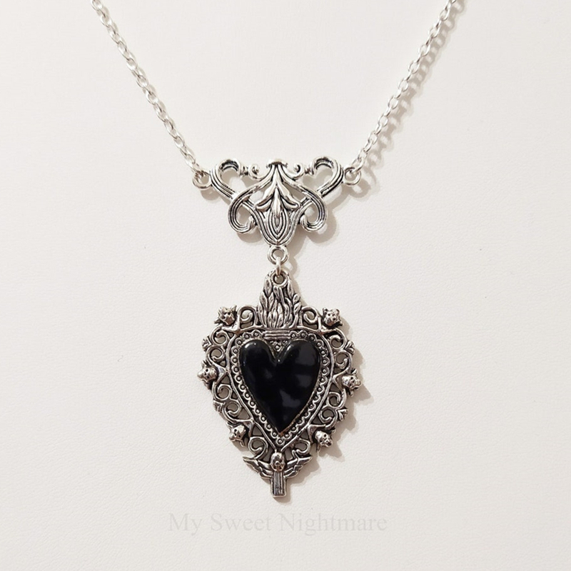 Sacred Heart Necklace Gothic Jewelry, Memento Mori