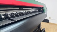 Nouvelle imprimante jet d'encre éco-solvant I3200 à grande vitesse (6 m/h) pour papier ondulé et emballages souples, automatique