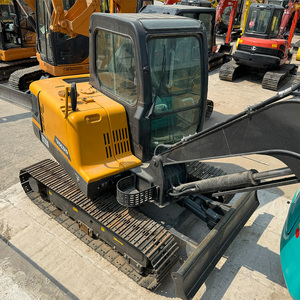 Miniexcavadora Volvo EC55 Usada Original con Pala de Empuje en Buenas Condiciones, Excavadora Volvo EC55 de Segunda Mano en Venta - Product Image 2