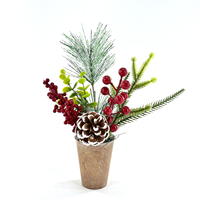Mini sapin de Noël artificiel avec baies rouges, aiguilles de pin, base en toile de jute, 25 cm (9,8 po), décoration de table, vente en gros, OEM