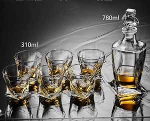 Ensemble de <span class=keywords><strong>carafe</strong></span> à whisky élégant, bouteille à liqueur en cristal avec décalcomanie or véritable pour Scotch/Bourbon et idéal pour offrir - Product Image 4